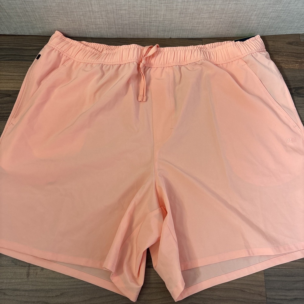DSG Mens Agility Short 6 Inch Inseam Peach Pink Coral Athletic Gym Shorts XL NWT